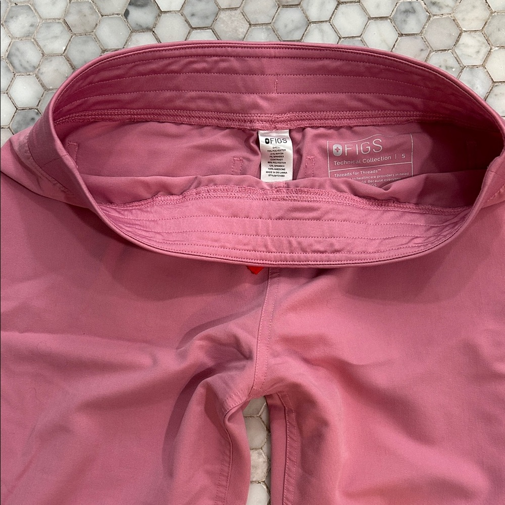 Figs CHALK PINK Scrub SET SMALL Livingston pants XS top